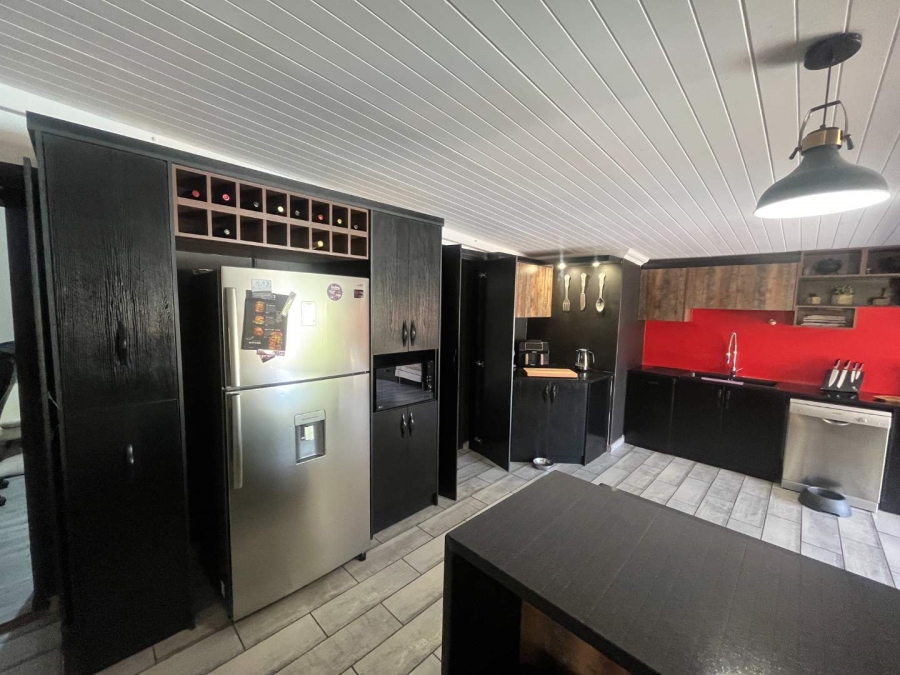 4 Bedroom Property for Sale in Olyfvenhoudtsdrift Northern Cape